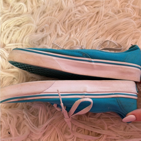 Vans Teal Low Top Sneakers Size 6.5 - Picture 6 of 7